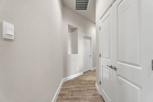 805 Pea Eye Drive, Midlothian, TX 76065