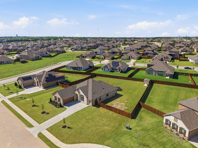 805 Pea Eye Drive, Midlothian, TX 76065
