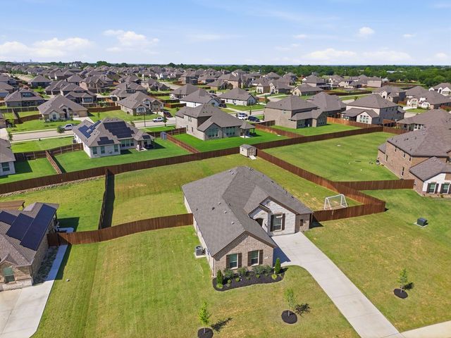 805 Pea Eye Drive, Midlothian, TX 76065
