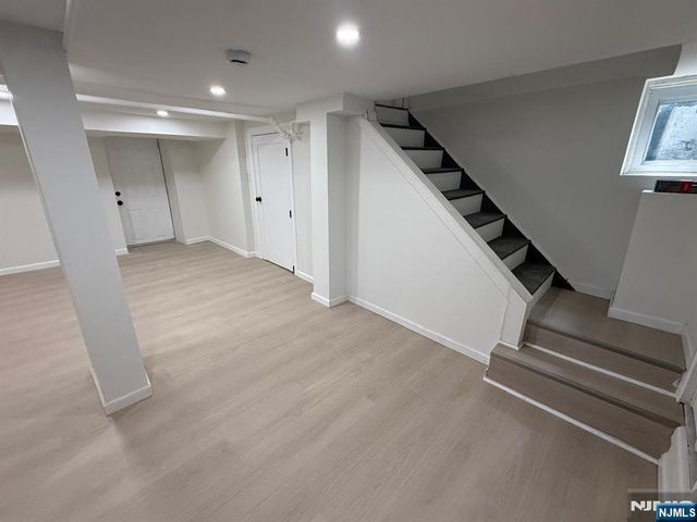 867 River Road, Teaneck, NJ 07666
