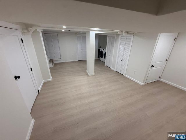867 River Road, Teaneck, NJ 07666