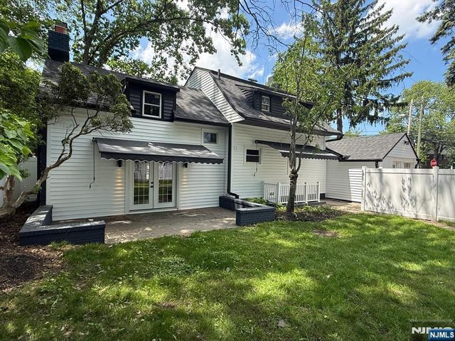 867 River Road, Teaneck, NJ 07666