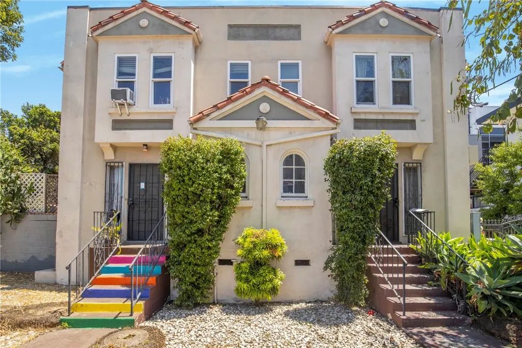 1180 Myra Avenue, Los Angeles, CA 90029