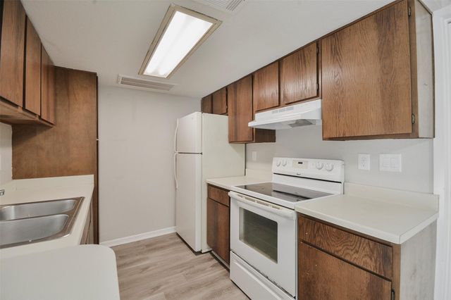 12905 Woodforest Boulevard 607, Houston, TX 77015