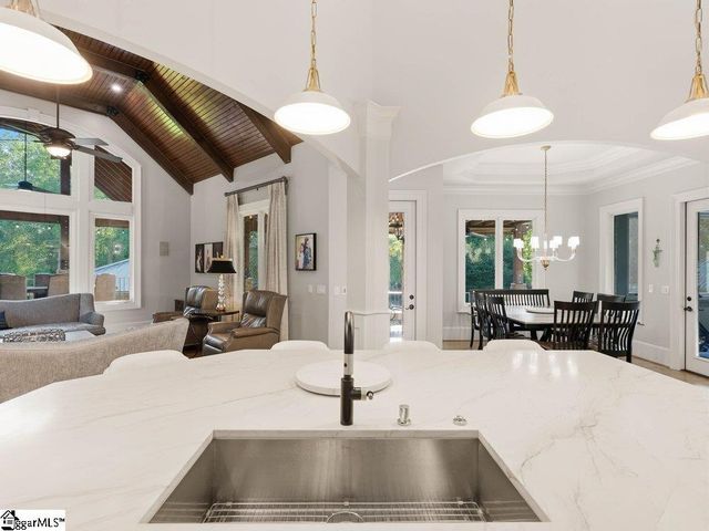6 Peters Fork Lane, Simpsonville, SC 29681