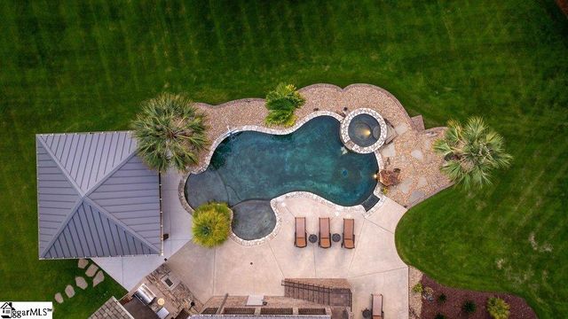 6 Peters Fork Lane, Simpsonville, SC 29681