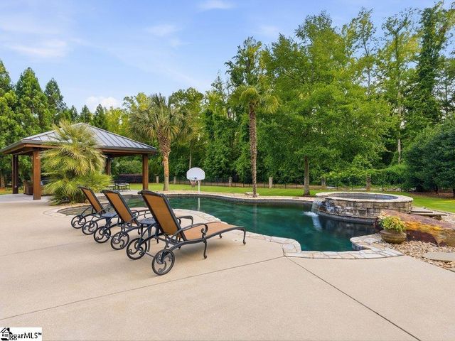 6 Peters Fork Lane, Simpsonville, SC 29681