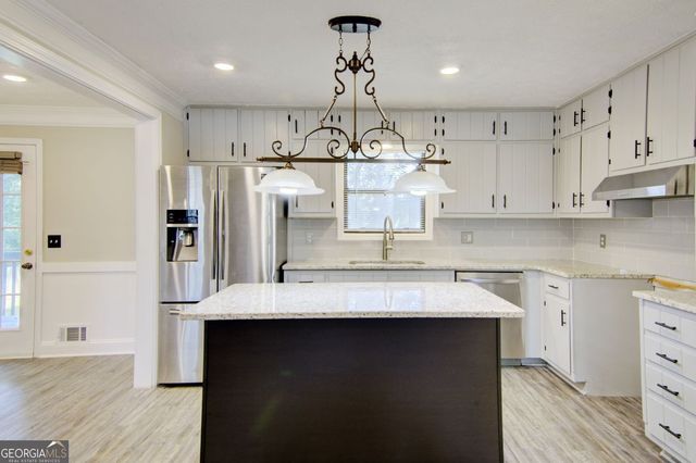 2210 Village Drive, Covington, GA 30016