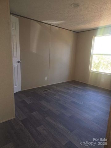 3160 Mariposa Lane, Morganton, NC 28655