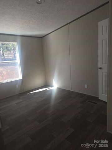 3160 Mariposa Lane, Morganton, NC 28655