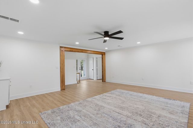 5515 Old Canton Road, Jackson, MS 39211