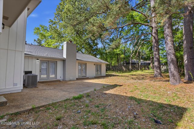 5515 Old Canton Road, Jackson, MS 39211