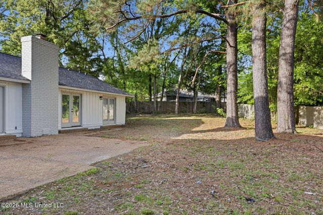 5515 Old Canton Road, Jackson, MS 39211