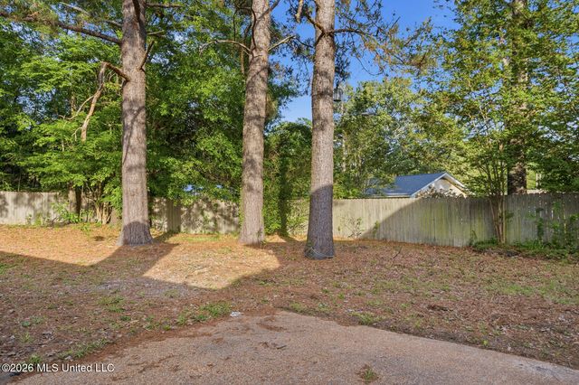5515 Old Canton Road, Jackson, MS 39211