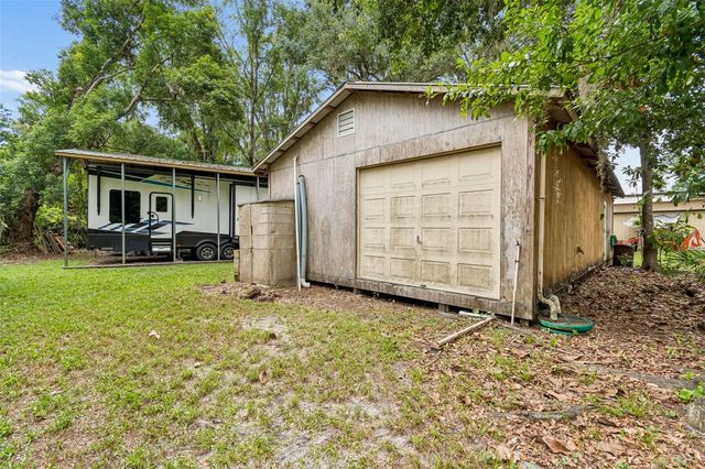 CRESCENT LANE, Lutz, FL 33548