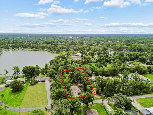 CRESCENT LANE, Lutz, FL 33548