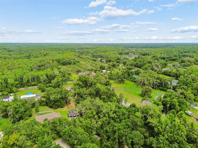 CRESCENT LANE, Lutz, FL 33548