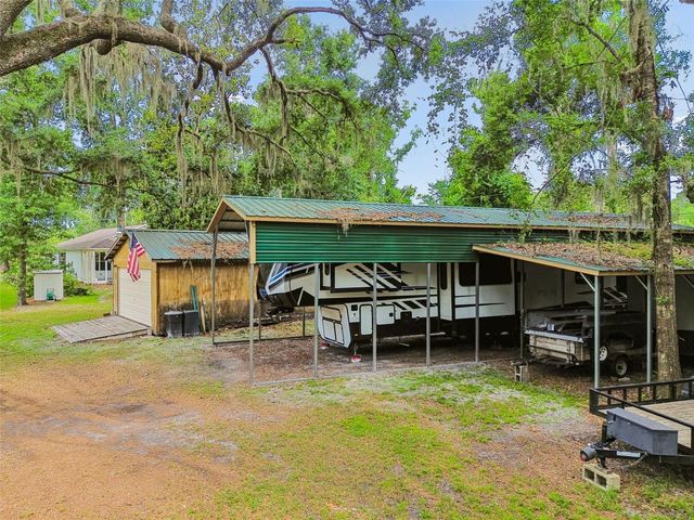 CRESCENT LANE, Lutz, FL 33548