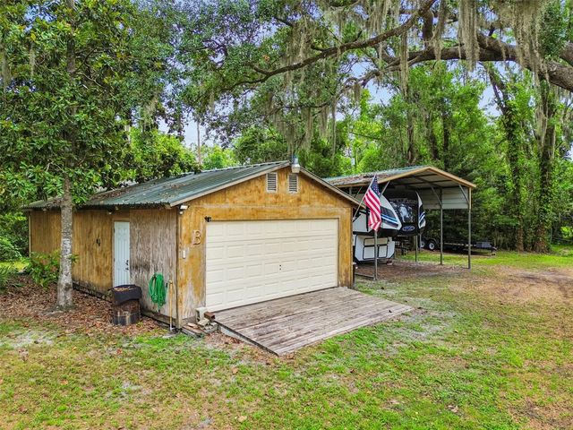 CRESCENT LANE, Lutz, FL 33548