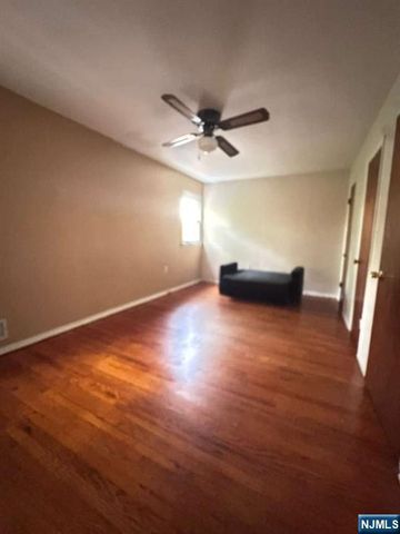 10 Roosevelt Terrace, Irvington, NJ 07111