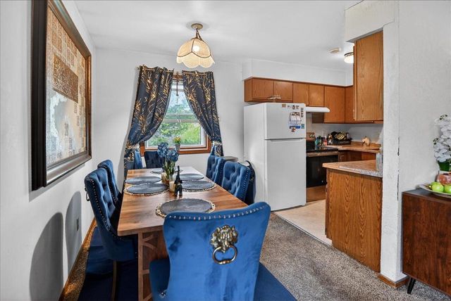 2660-2658 Chesapeake Drive, Fitchburg, WI 53719