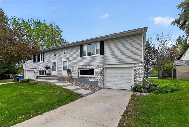 2660-2658 Chesapeake Drive, Fitchburg, WI 53719