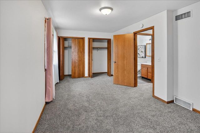 2660-2658 Chesapeake Drive, Fitchburg, WI 53719