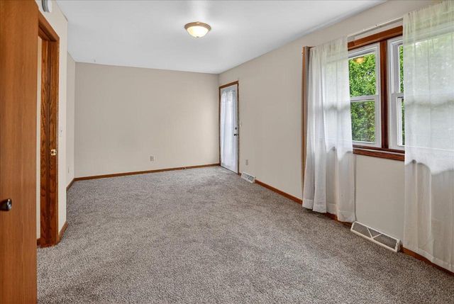 2660-2658 Chesapeake Drive, Fitchburg, WI 53719