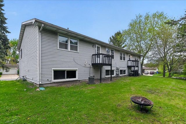 2660-2658 Chesapeake Drive, Fitchburg, WI 53719