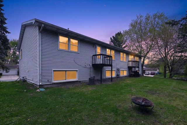 2660-2658 Chesapeake Drive, Fitchburg, WI 53719