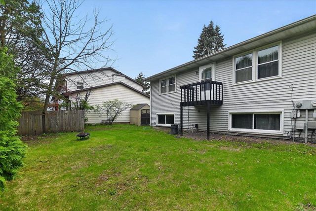 2660-2658 Chesapeake Drive, Fitchburg, WI 53719