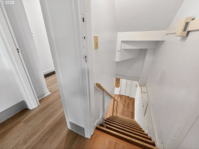 5923 Ne SACRAMENTO St, Portland, OR 97213