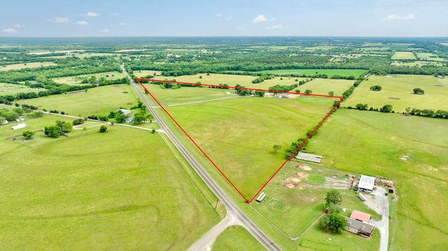 3781 Fm 151, Whitewright, TX 75491