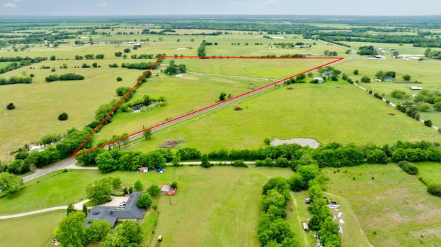 3781 Fm 151, Whitewright, TX 75491