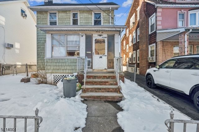 96 Beaumont Pl, Newark City, NJ 07104