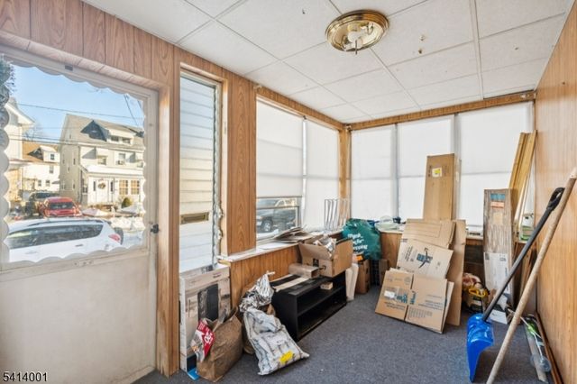 96 Beaumont Pl, Newark City, NJ 07104