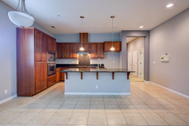 1709 Thomas Ct, Modesto, CA 95355