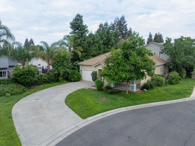 1709 Thomas Ct, Modesto, CA 95355