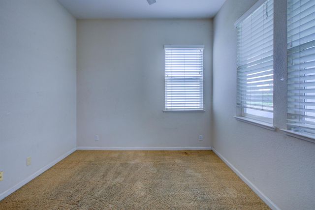 1709 Thomas Ct, Modesto, CA 95355