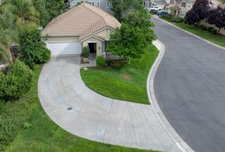 1709 Thomas Ct, Modesto, CA 95355