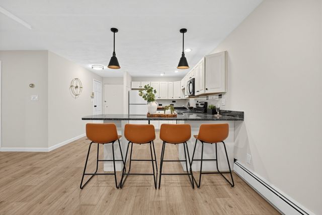 595 Revere Beach Parkway 6, Revere, MA 02151