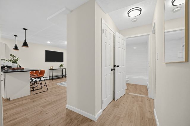 595 Revere Beach Parkway 6, Revere, MA 02151