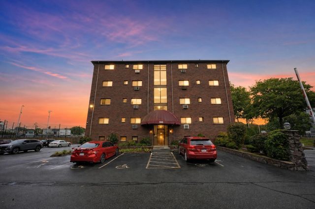 595 Revere Beach Parkway 6, Revere, MA 02151