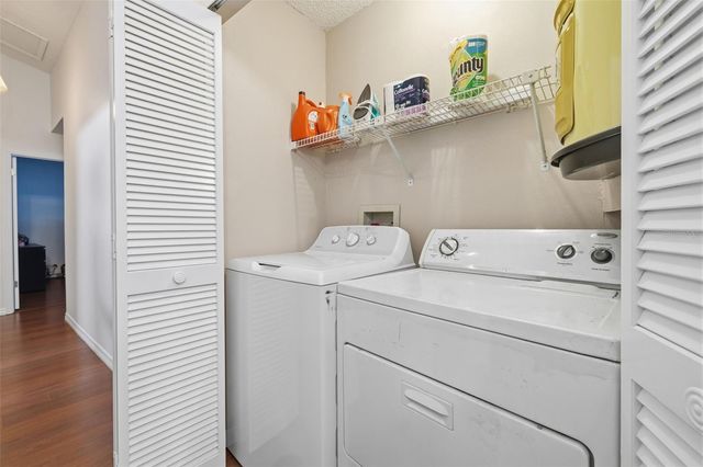 11844 SKYLAKE PLACE, Tampa, FL 33617
