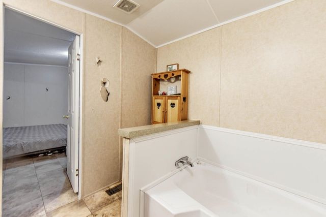 500 Aragon Road, Montegut, LA 70377