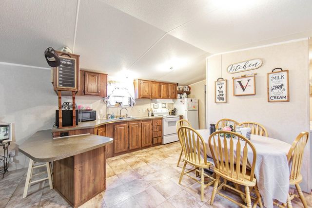 500 Aragon Road, Montegut, LA 70377