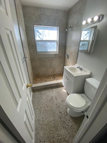 3716 Henry Avenue, West Palm Beach, FL 33405