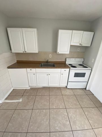 3716 Henry Avenue, West Palm Beach, FL 33405