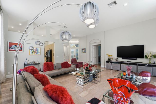 16197 Villa Vizcaya Place, Delray Beach, FL 33446