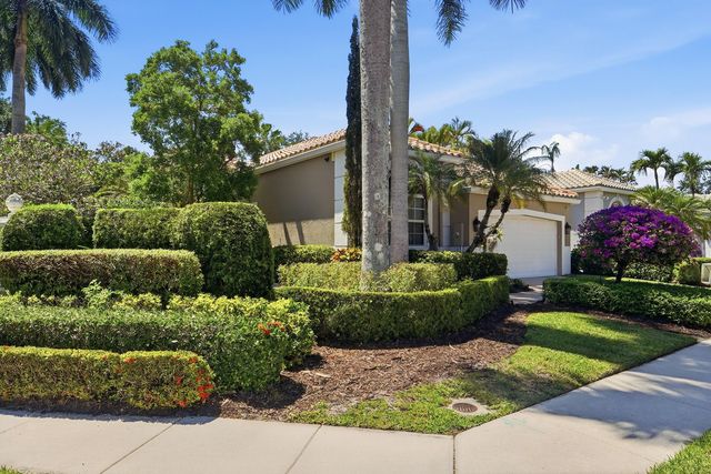 16197 Villa Vizcaya Place, Delray Beach, FL 33446